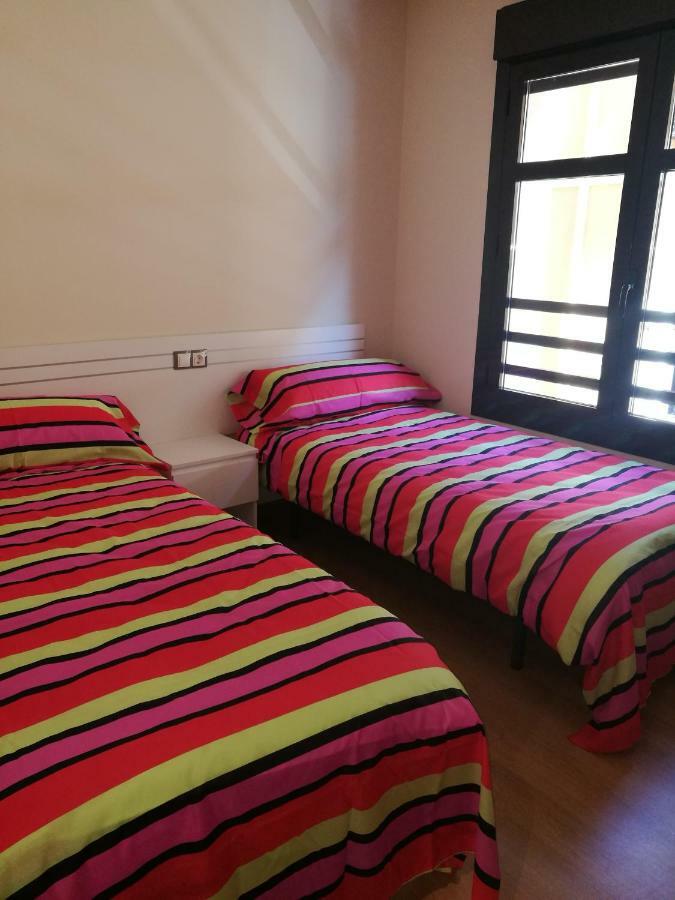 Apartamentos Espolon Logroño Dış mekan fotoğraf